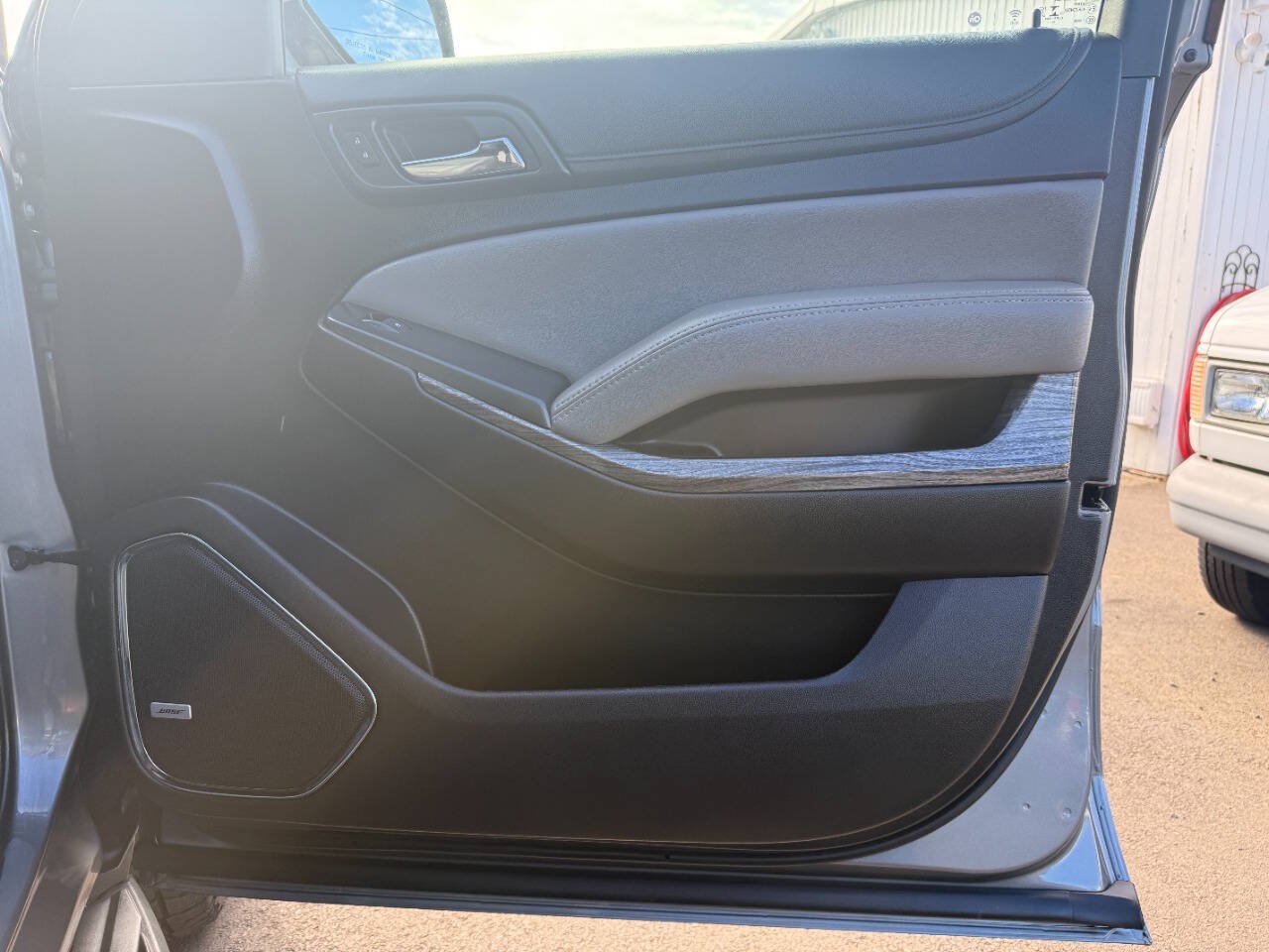 Used 2019 Chevrolet Suburban LT AWD/4WD image 41