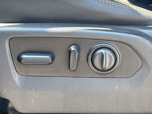 Used 2021 GMC Sierra 1500 AT4 AWD/4WD image 11