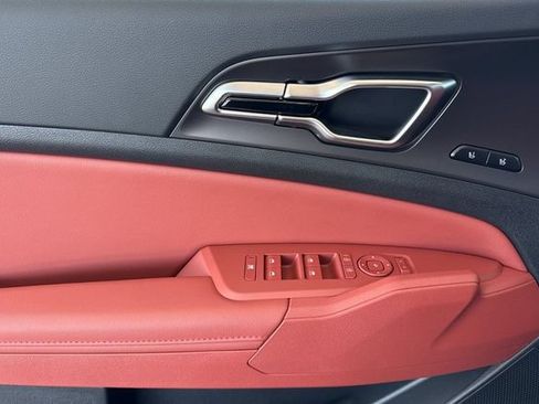 New 2026 Kia Sportage SX FWD image 12