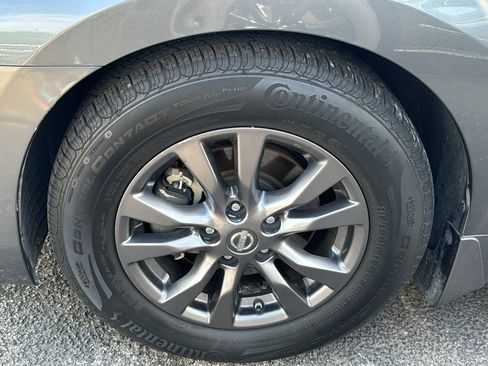 Used 2015 Nissan Altima 2.5 S w/ Special Edition Package image 6