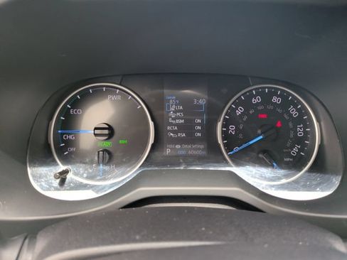 Used 2022 Toyota RAV4 XLE w/ Convenience Package AWD/4WD image 22