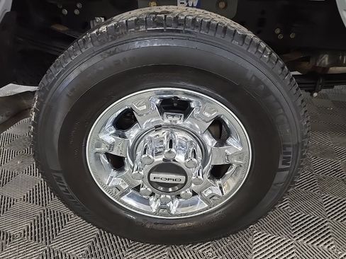 Certified 2023 Ford F350 XL w/ FX4 Off-Road Package AWD/4WD image 21