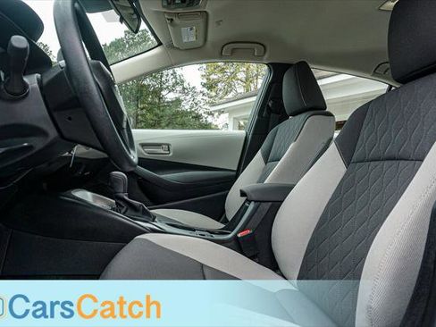 Used 2026 Toyota Corolla LE image 17