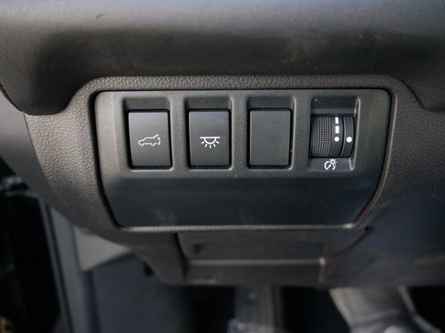 Used 2023 Subaru Ascent Limited w/ Technology Package AWD/4WD image 28
