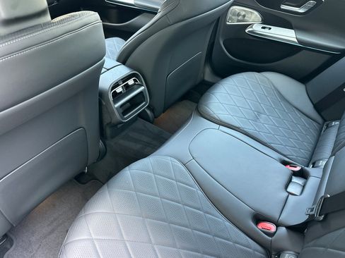 New 2025 Mercedes-Benz E 350 Sedan image 12