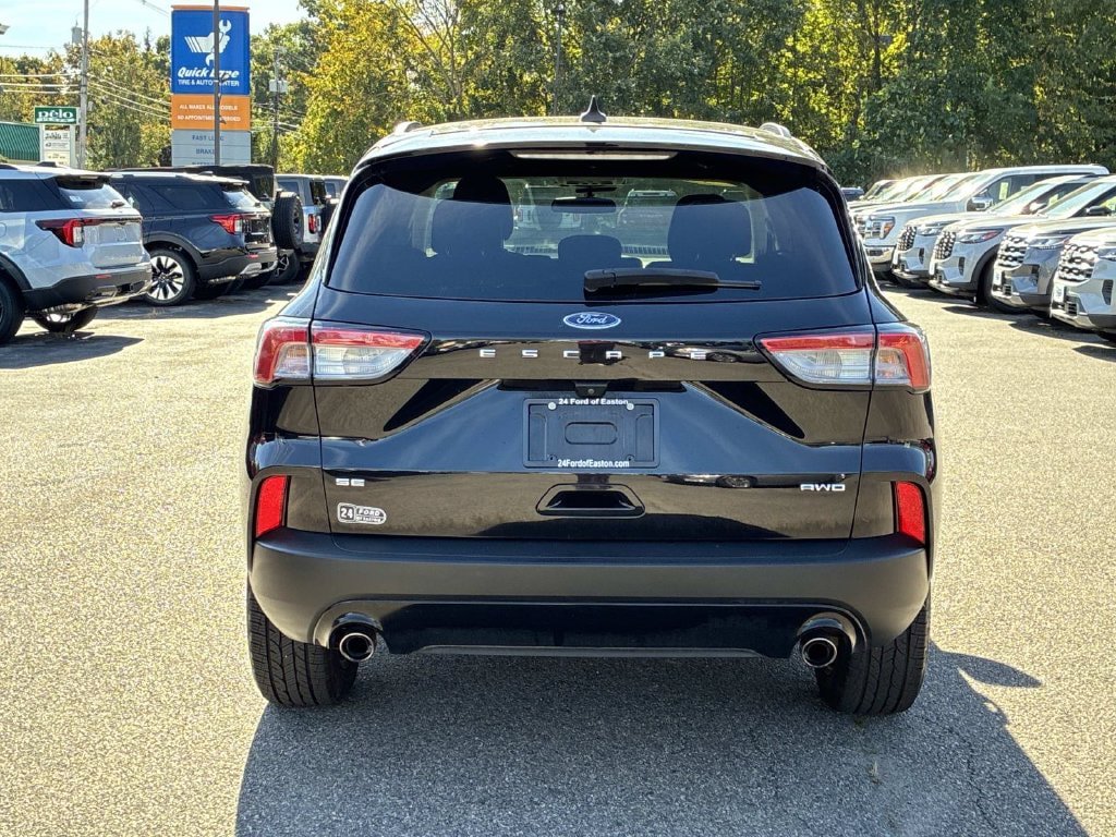 Certified 2021 Ford Escape SE w/ SE Sport Appearance Package AWD/4WD image 6