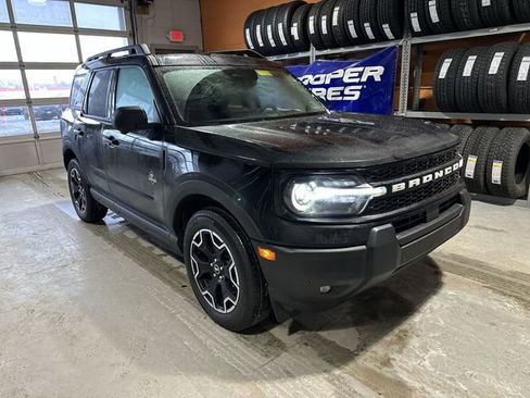 Used 2025 Ford Bronco Sport Outer Banks w/ Outer Banks Tech Package+ image 11