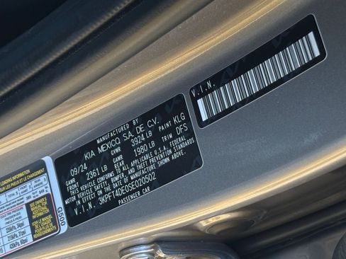 Used 2025 Kia K4 FWD image 28