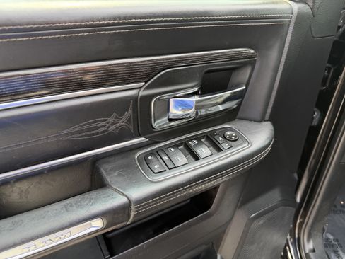 Used 2017 RAM 2500 Limited AWD/4WD image 12