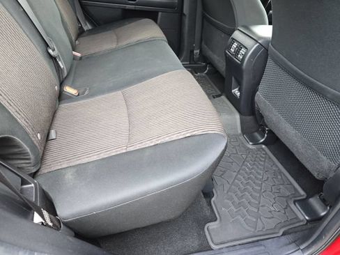 Used 2020 Toyota 4Runner TRD Off-Road AWD/4WD image 12