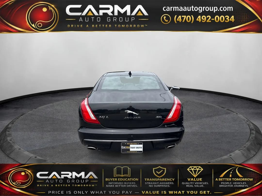 Used 2017 Jaguar XJ L Portfolio RWD image 4