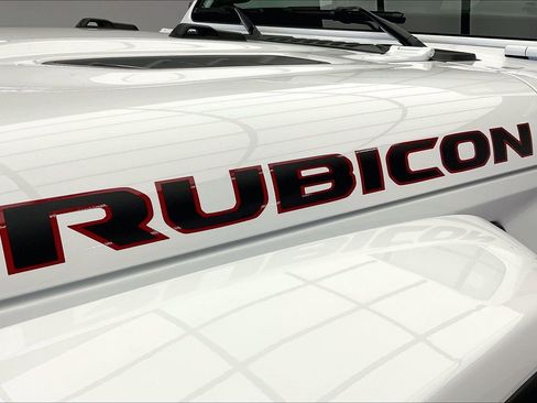 New 2025 Jeep Wrangler Unlimited Rubicon image 17