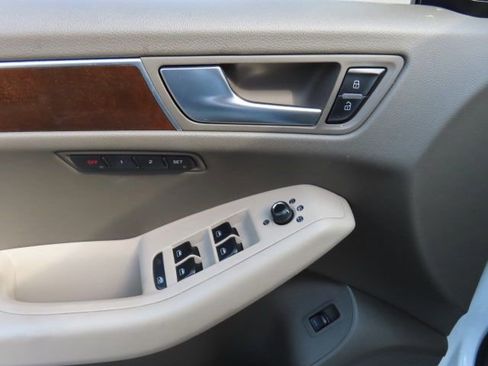 Used 2011 Audi Q5 2.0T Premium Plus image 20