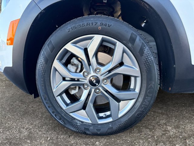 Certified 2024 Kia Seltos S AWD/4WD image 14