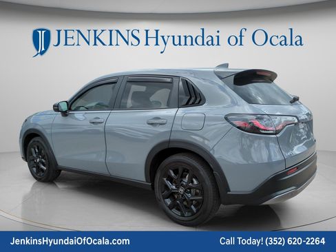 Used 2024 Honda HR-V Sport image 5