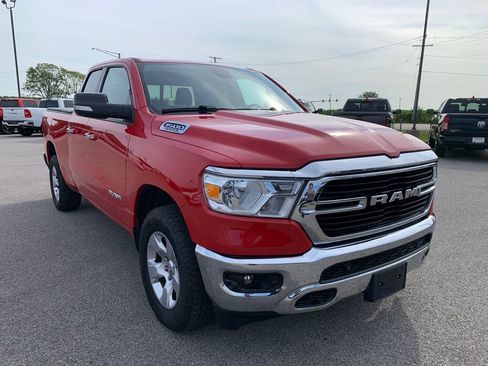 Used 2019 RAM 1500 Big Horn AWD/4WD image 14