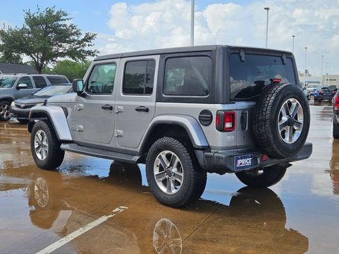 Used 2020 Jeep Wrangler Unlimited Sahara AWD/4WD image 7