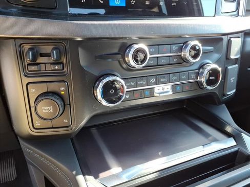 New 2026 Ford F350 Platinum w/ FX4 Off-Road Package AWD/4WD image 23