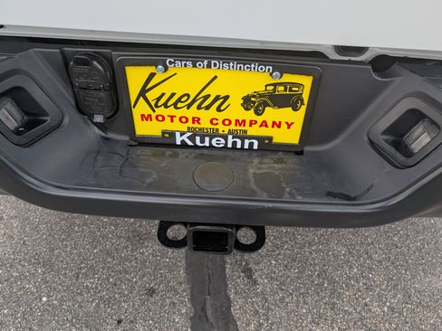 Used 2014 RAM 2500 Tradesman w/ Power & Remote Entry Group image 9