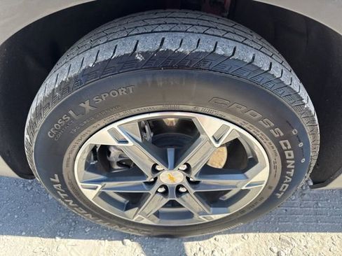 Used 2025 Chevrolet Blazer LT image 26