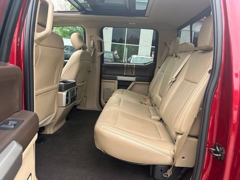 Used 2018 Ford F150 Lariat w/ Equipment Group 502A Luxury AWD/4WD image 33