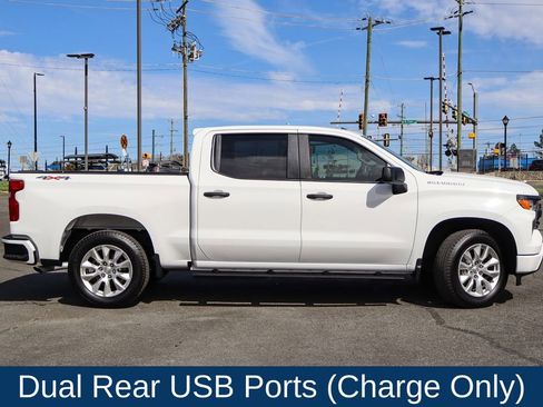 Used 2024 Chevrolet Silverado 1500 Custom image 9