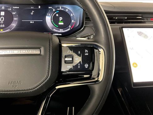 Used 2025 Land Rover Range Rover Sport Dynamic SE image 19