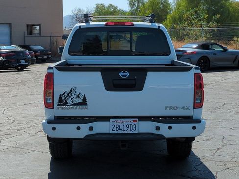 Certified 2020 Nissan Frontier PRO-4X image 7