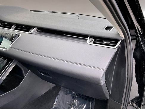 Used 2020 Land Rover Range Rover Evoque SE image 24