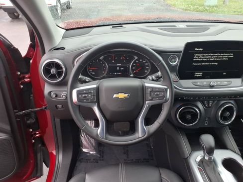 Used 2023 Chevrolet Blazer LT w/ LPO, Black Grille Bar Package AWD/4WD image 14