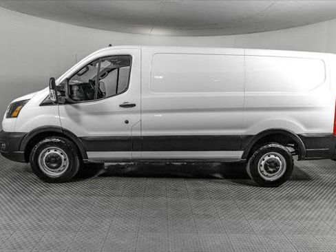 Used 2022 Ford Transit 250 Low Roof RWD image 3