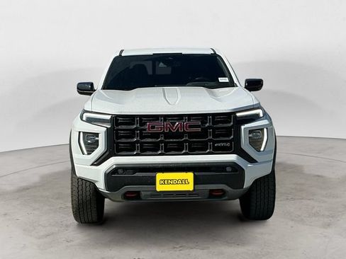 Used 2023 GMC Canyon AT4 w/ AT4 Premium Package AWD/4WD image 2