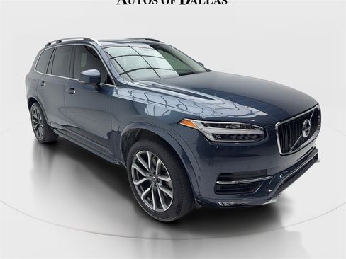 Used 2018 Volvo XC90 T5 Momentum w/ Convenience Package image 2