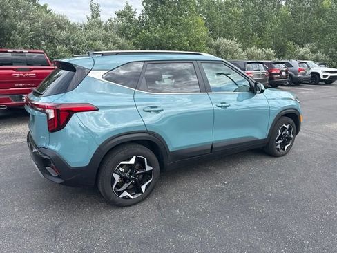 Certified 2024 Kia Seltos EX AWD/4WD image 7