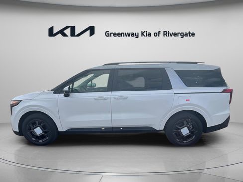 New 2026 Kia Carnival EX FWD image 4