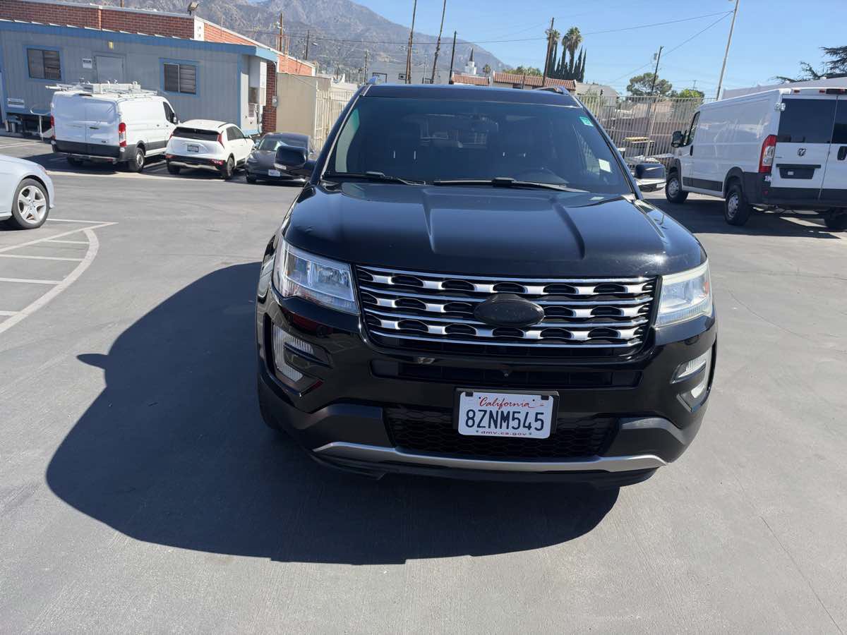 Used 2016 Ford Explorer Limited FWD image 3