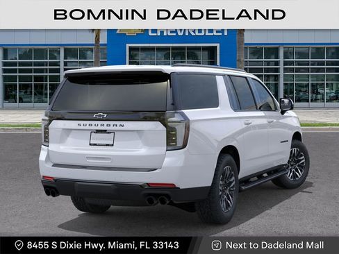 New 2026 Chevrolet Suburban Z71 w/ Z71 Off-Road Package AWD/4WD image 5