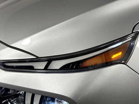 Used 2021 Hyundai Santa Fe Limited AWD/4WD image 3