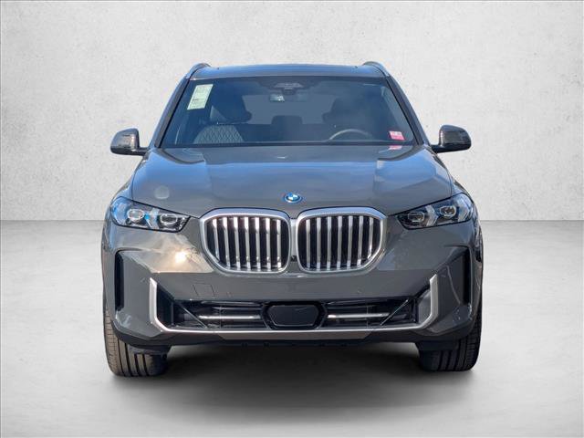 Used 2026 BMW X5 xDrive50e AWD/4WD image 5