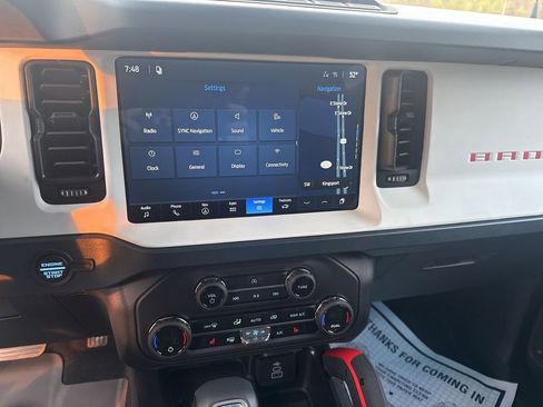 New 2026 Ford Bronco Heritage Edition AWD/4WD image 12