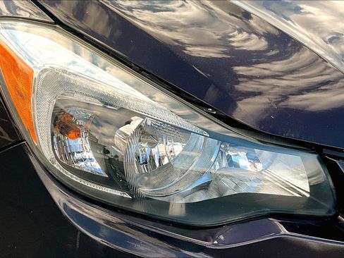 Used 2013 Subaru Impreza 2.0i image 23