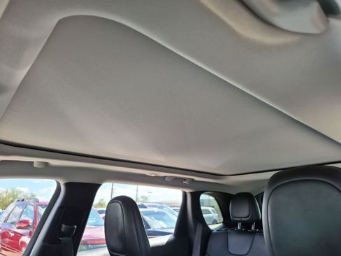 Used 2022 Jeep Cherokee Latitude Lux w/ Sun & Sound Group FWD image 20