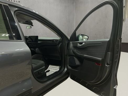 Used 2023 Ford Escape Active w/ Tech Pack #2 image 18