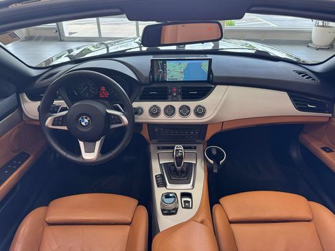 Used 2015 BMW Z4 sDrive28i RWD image 23