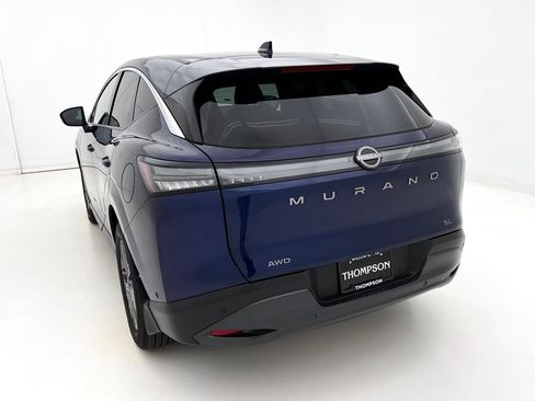 Used 2025 Nissan Murano SL image 11