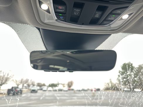 Used 2024 Acura MDX SH-AWD w/ Technology Package image 27