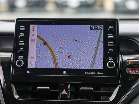 Certified 2021 Toyota Camry XLE w/ Navigation Upgrade Package FWD image 4