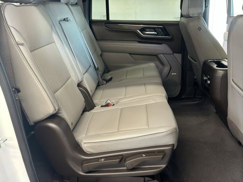 Used 2026 GMC Yukon XL Elevation AWD/4WD image 12