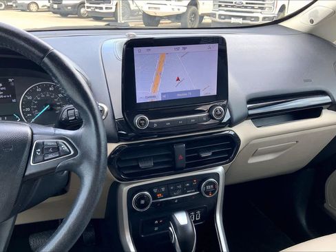 Used 2020 Ford EcoSport Titanium image 7