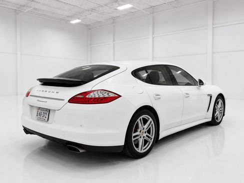 Used 2013 Porsche Panamera image 6